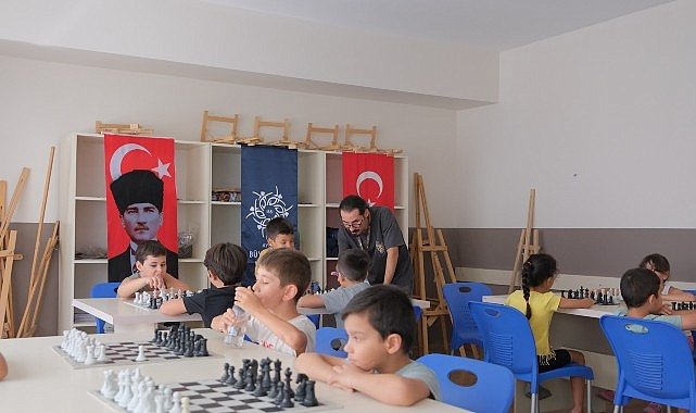 Aydın’da Çocuklar Satrançla Zihinlerini Geliştiriyor