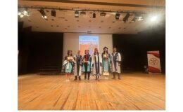 EÜ Güzel Sanatlar Tasarım ve Mimarlık Fakültesi mezunlarını sektöre uğurladı