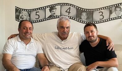 Halil Ergün ve Genç Sanatçılar Etiler’de Buluştu