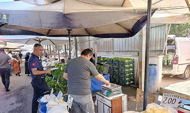 Zabıta Ekiplerinden Pazarlarda Tartı Denetimi