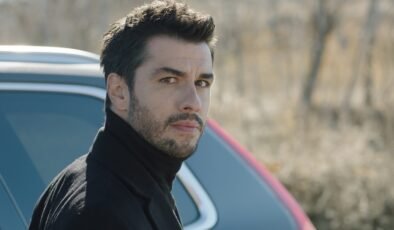 Aras Aydın Venedik’te En İyi Uluslararası Oyuncu Ödülünü Kazandı