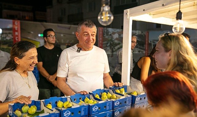 Güzelbahçe’de Bardacık İnciri Halka Ücretsiz Dağıtıldı