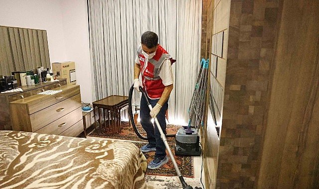 Çankaya Belediyesi Yaşlı ve Engelli Vatandaşlara Evde Temizlik Desteği Sağlıyor