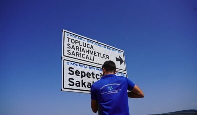 Kırsal Yollarda Trafik Güvenliği İçin 4 Bin Yeni Levha