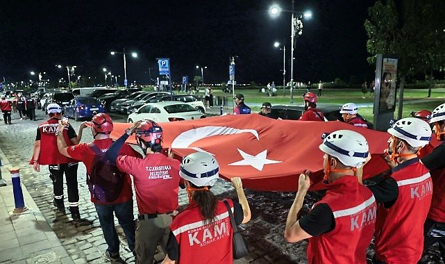 Konak’ta 17 Ağustos Anısına Sessiz Yürüyüş Düzenlendi