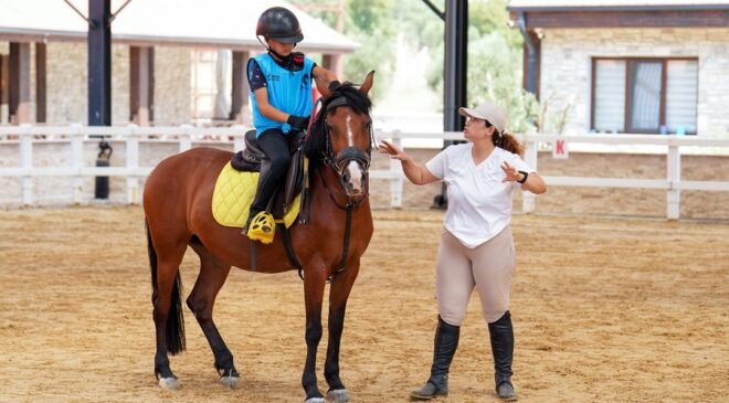 ALİAPARK ATLI SPOR KULÜBÜ’NDE İLK LİSANS SINAVI GERÇEKLEŞTİRİLDİ