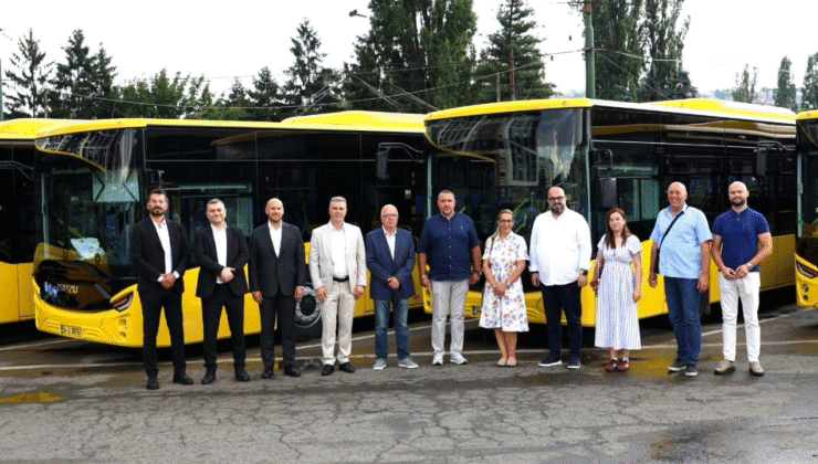 Anadolu Isuzu, Balkanlar’daki Faaliyetlerini Bosna Hersek Teslimatıyla Sürdürüyor