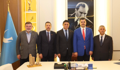Cumhur İttifakı Temsilcilerinden Aliağa Belediyesi’ne Ziyaret